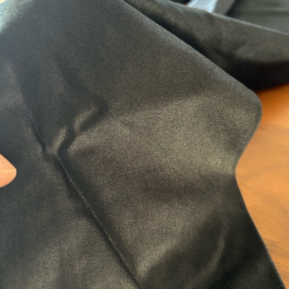 DYI High Shine Black Leggings - Picture 3 of 3